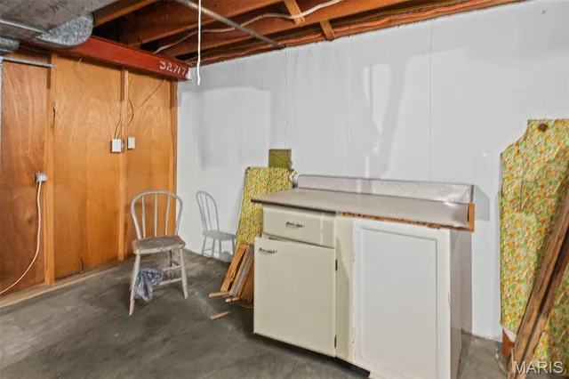 $219,900 | 422 East Cherry Street, Columbia, IL 62236