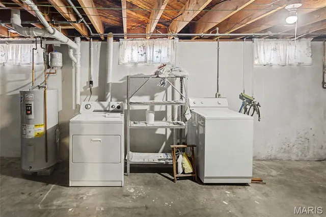 $219,900 | 422 East Cherry Street, Columbia, IL 62236