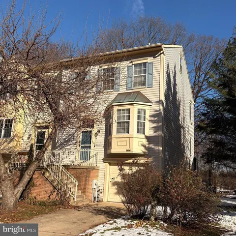 $3,200 | 2606 Windy Oak Court, Crofton, MD 21114