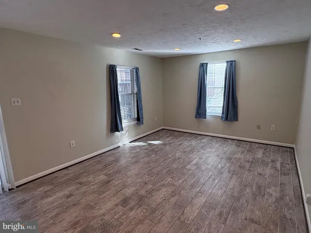 $3,200 | 2606 Windy Oak Court, Crofton, MD 21114