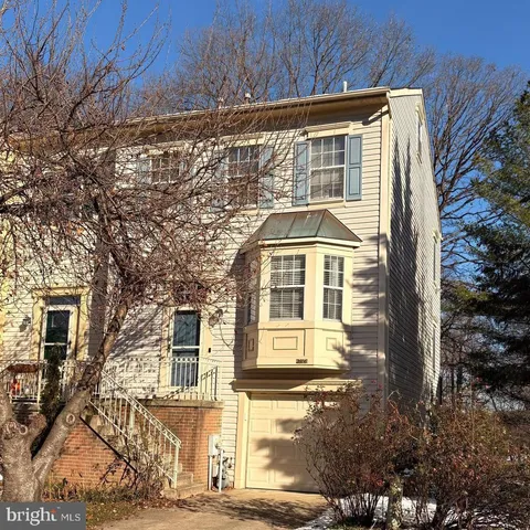 $3,200 | 2606 Windy Oak Court, Crofton, MD 21114