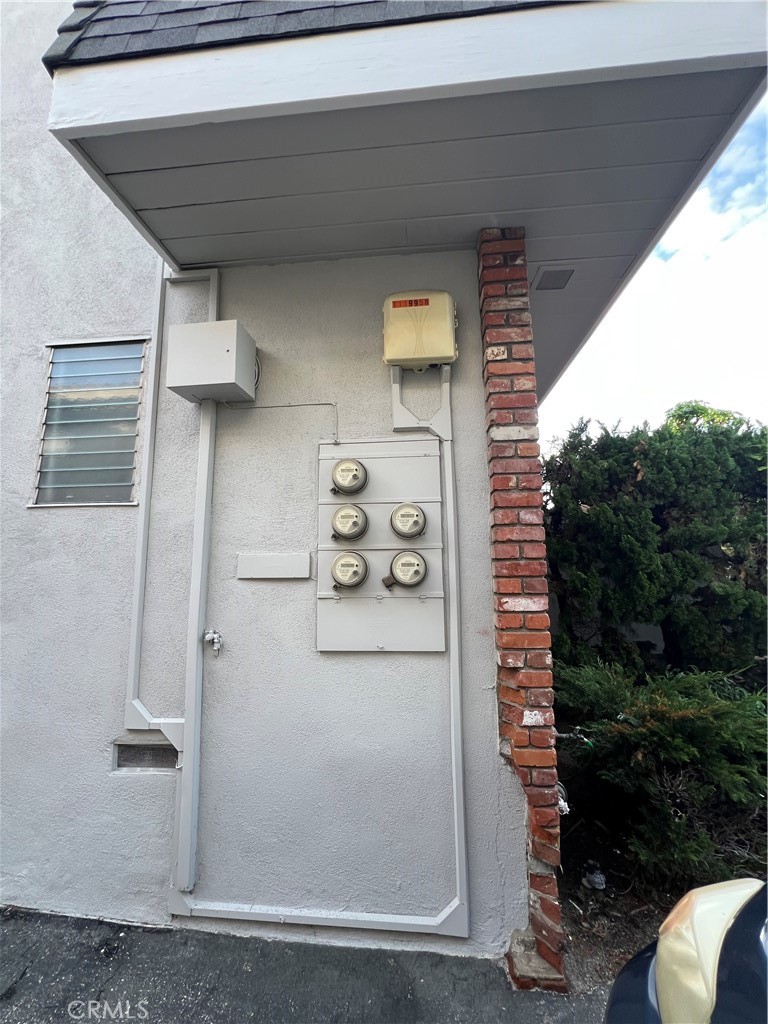 1912 Bataan Road Redondo Beach, CA 90278 - Photo 37 of 37 a view of entryway