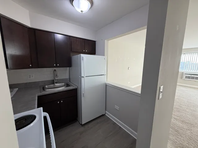 $1,250 | 7300 West North Avenue, Unit 3B, Elmwood Park, IL 60707