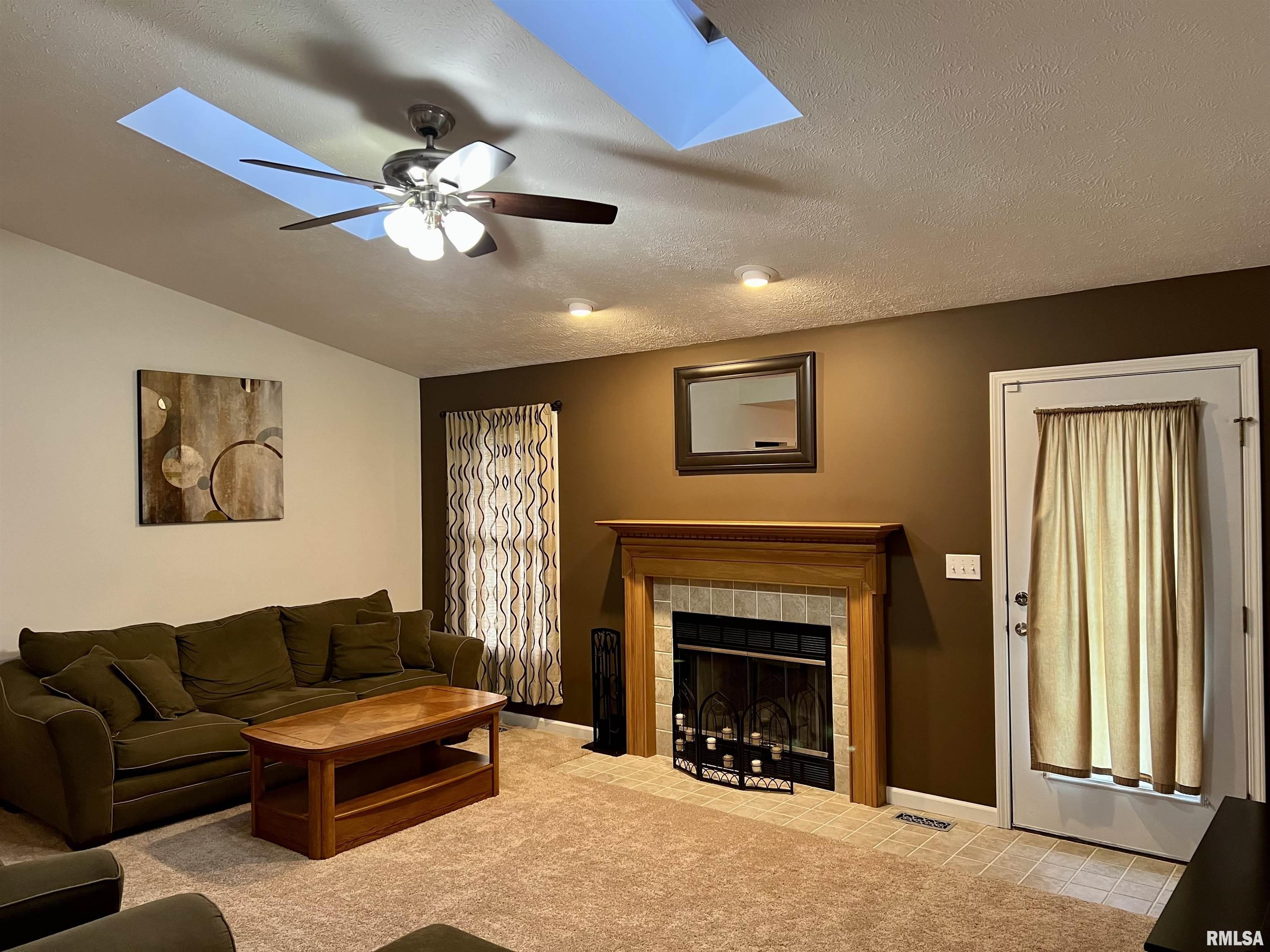 3809 Grouse Road Springfield, IL 62707 - Photo 3 of 6