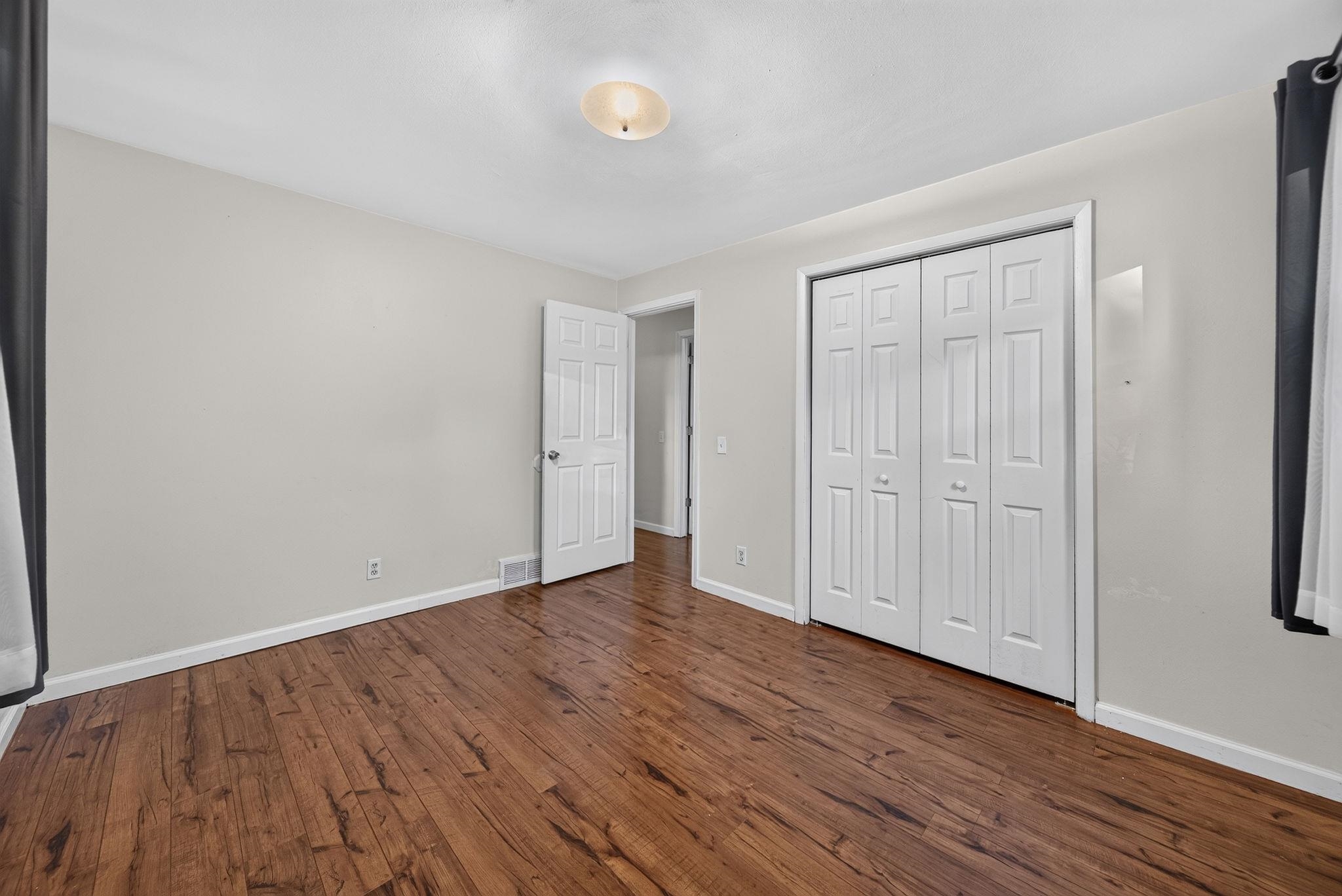 2516 North Summit Street Appleton, WI 54914 - Photo 16 of 33 Gallery Image 16