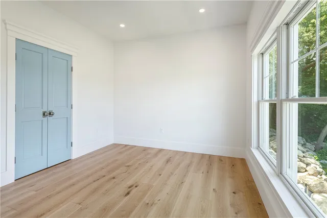 $3,250,000 | 19 East Hills Road, Westerly, RI 02891