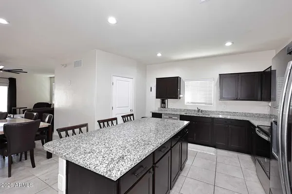 $469,000 | 18556 West Buckskin Trail, Wittmann, AZ 85361