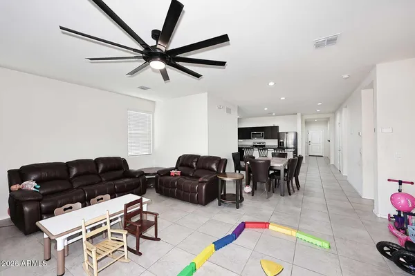$469,000 | 18556 West Buckskin Trail, Wittmann, AZ 85361
