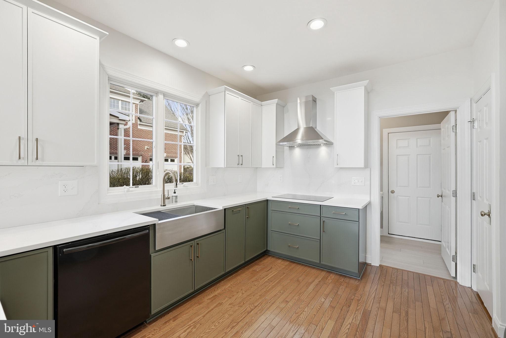 19829 Bethpage Court Ashburn, VA 20147 - Photo 17 of 63