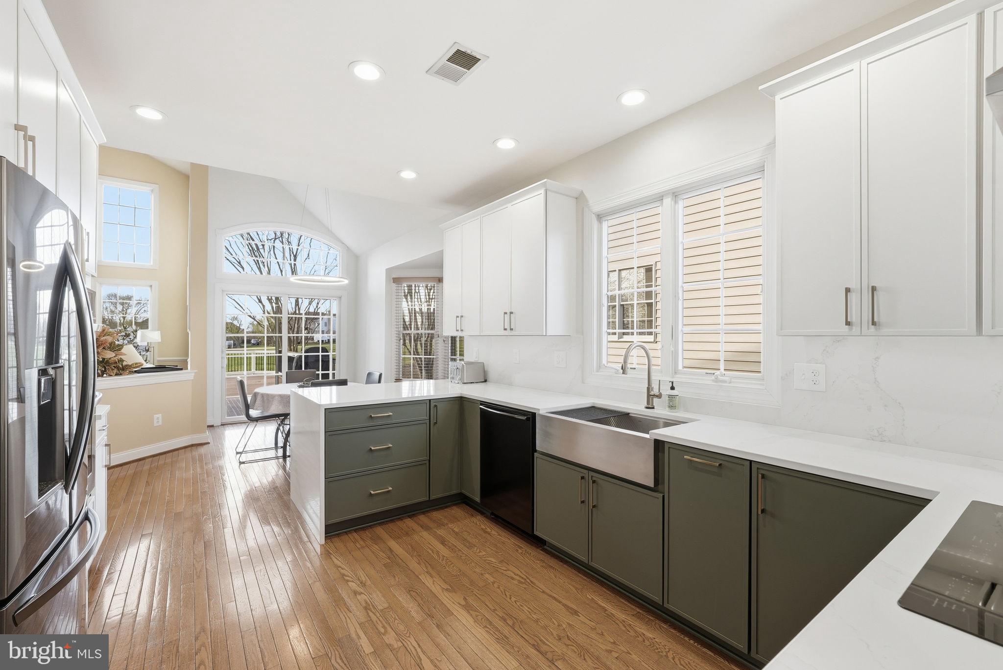 19829 Bethpage Court Ashburn, VA 20147 - Photo 18 of 63