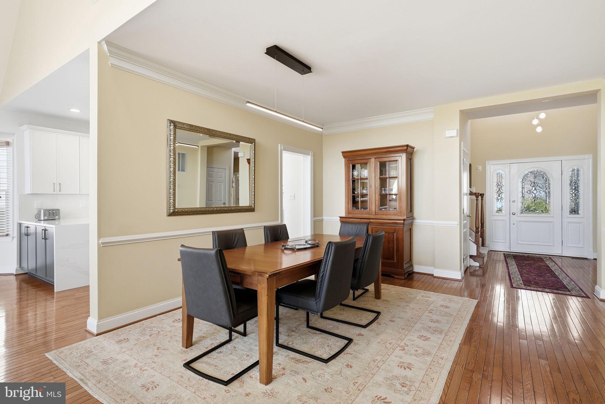 19829 Bethpage Court Ashburn, VA 20147 - Photo 8 of 63