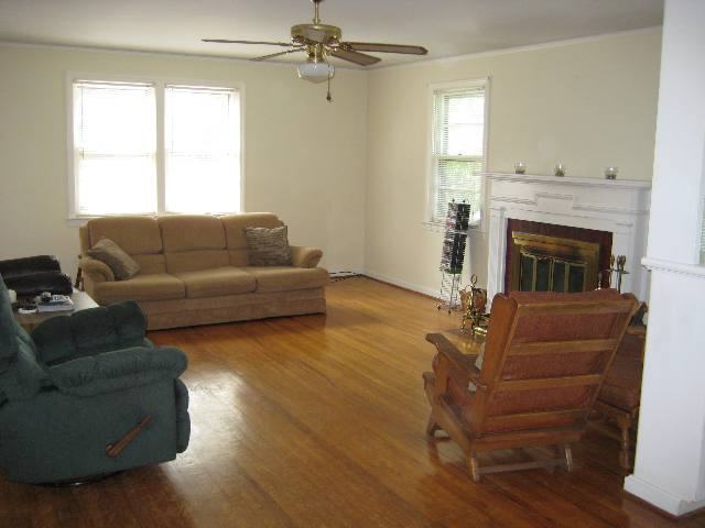 401 Legrand Boulevard, Unit SHERWOOD Greenville, SC 29607 - Photo 4 of 12