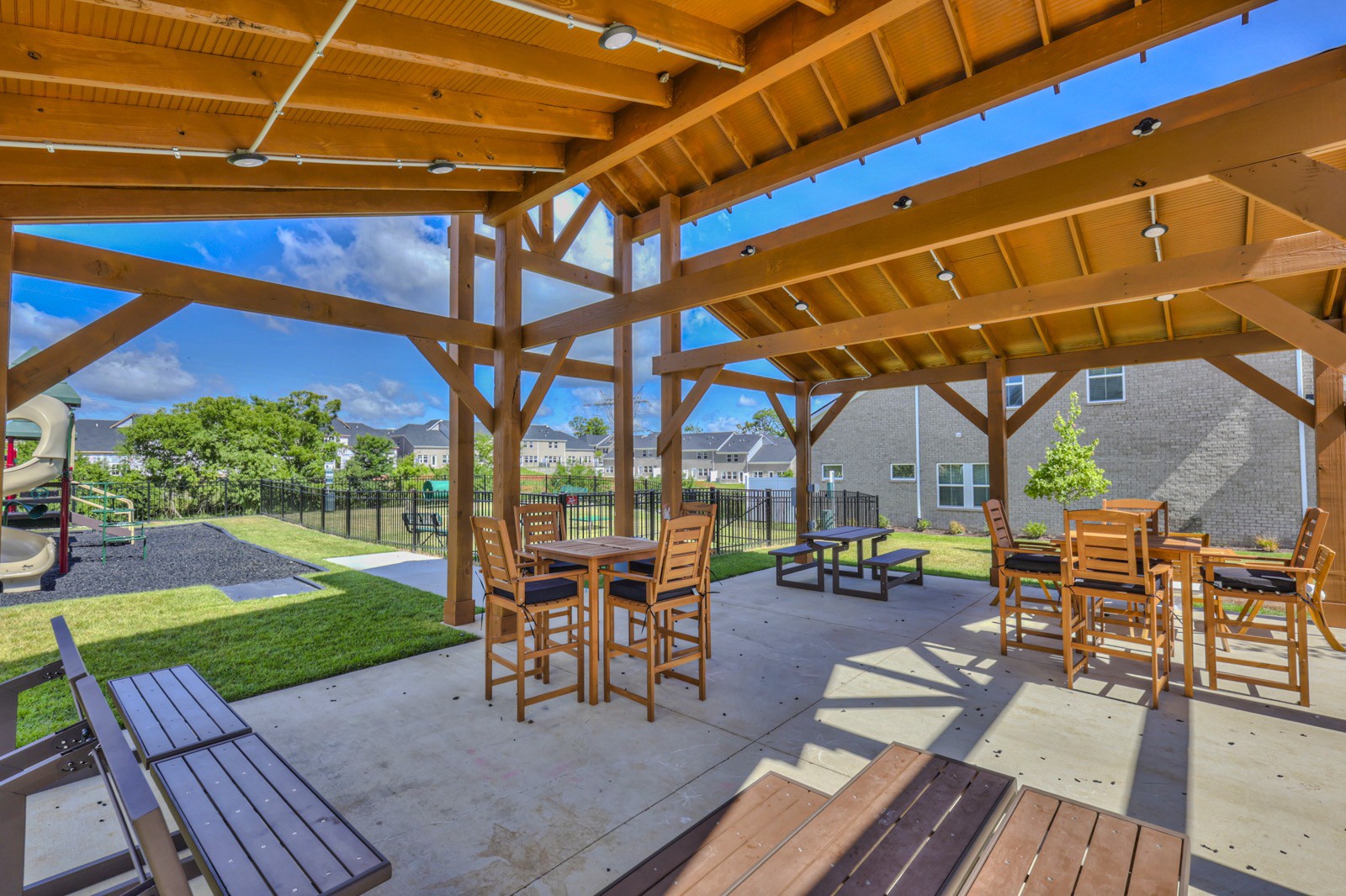 204 Douglas Bend Road, Unit 305 Gallatin, TN 37066 - Photo 10 of 14 Gallery Image 10
