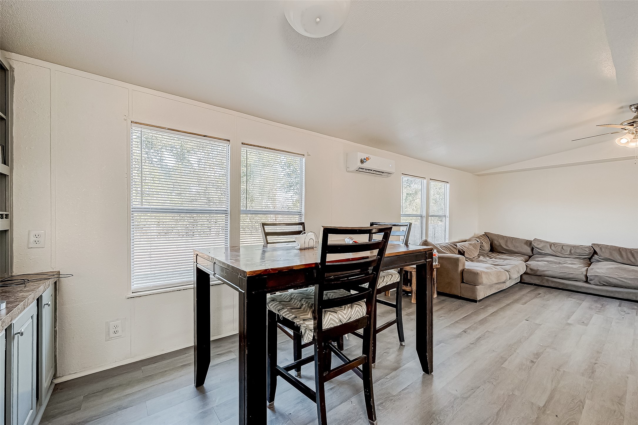 100 Mulcahy Avenue, Unit 264 Damon, TX 77430 - Photo 30 of 30 a view of a livingroom with furniture and wooden floor