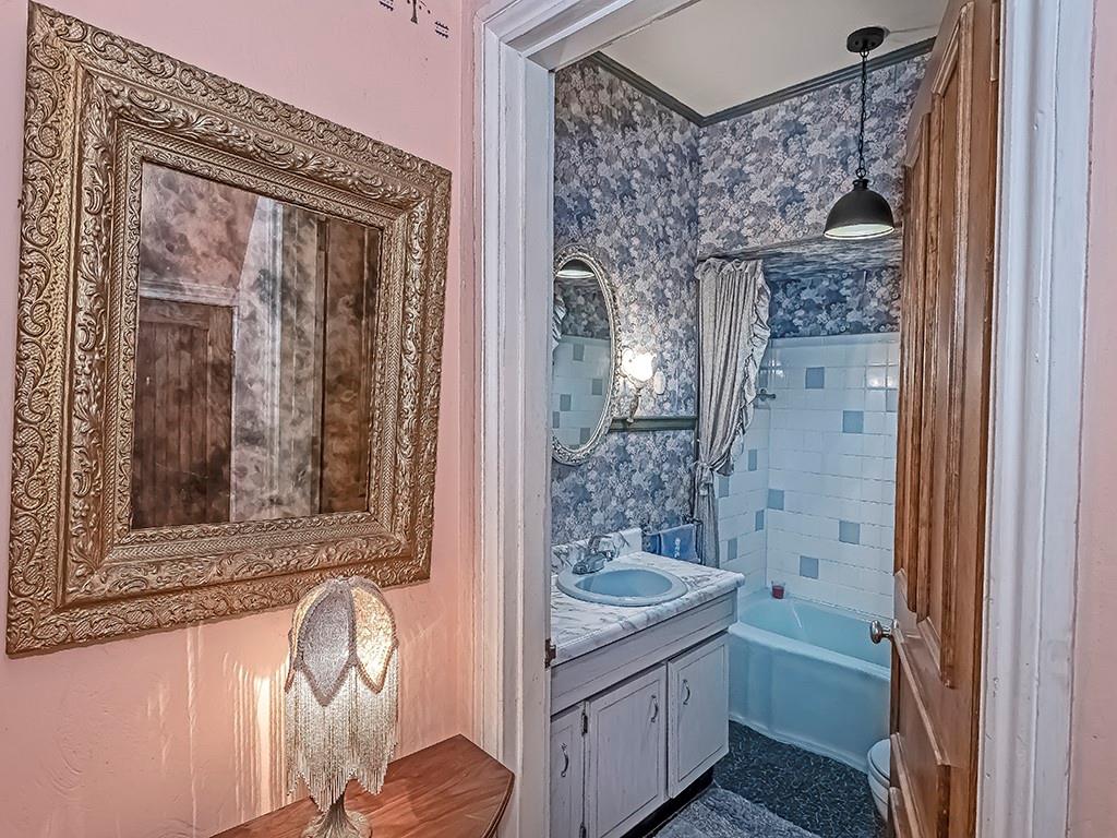 925 Wible Run Road Pittsburgh, PA 15209 - Photo 13 of 24 Gallery Image 13