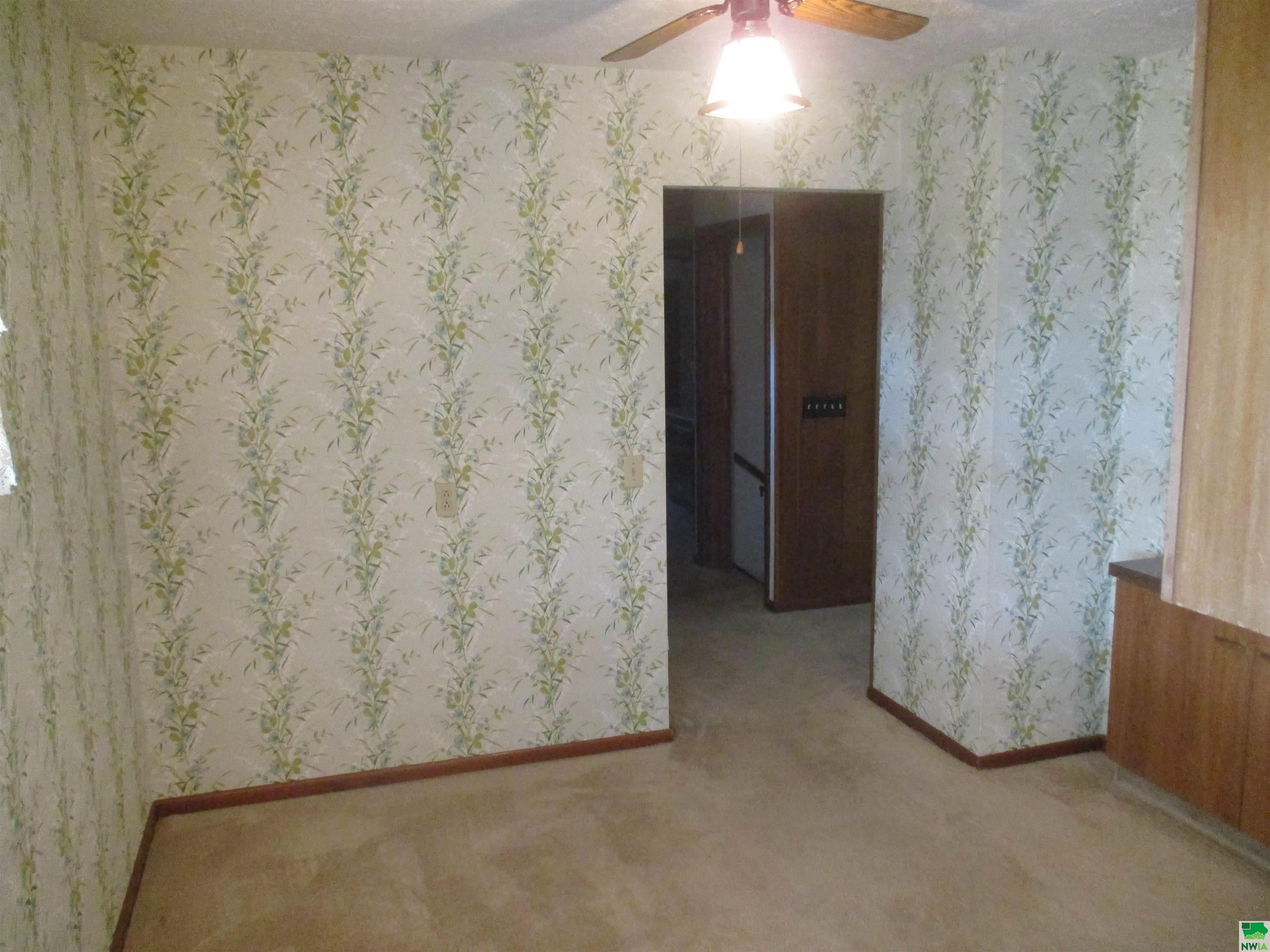 5299 Country Road Cherokee, IA 51012 - Photo 9 of 22 Gallery Image 9