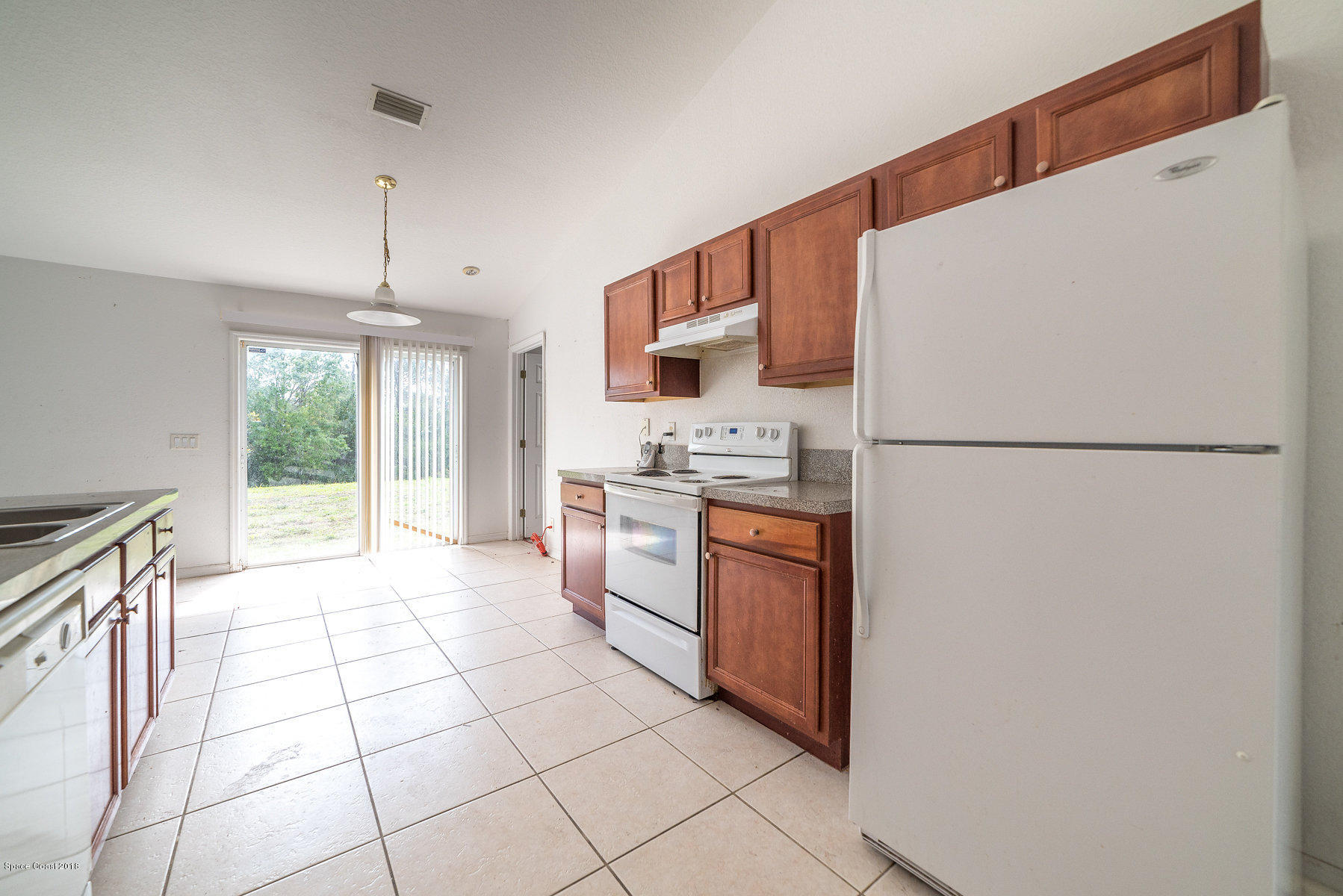 200 Titan Road Southeast Palm Bay, FL 32909 - Photo 15 of 21 JCP_0911