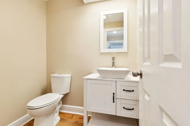 $329,000 | 513 Houma Boulevard, Metairie, LA 70001