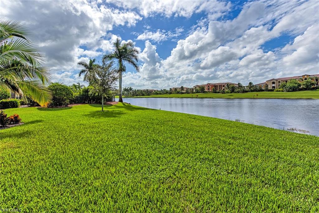 9683 Lipari Court Naples, FL 34113 - Photo 32 of 35