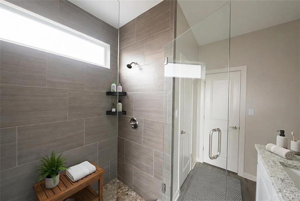 14405 Chalk Rdg Drive McAllen, TX 78504 - Photo 14 of 20