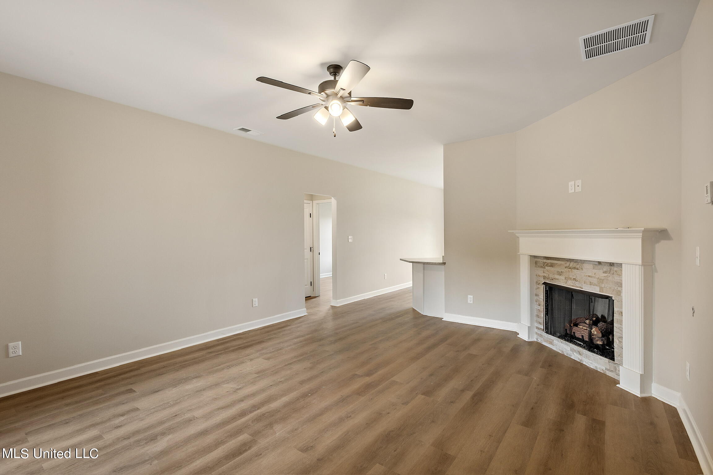 6519 Benjamin Cove Walls, MS 38680 - Photo 6 of 28 Fraser