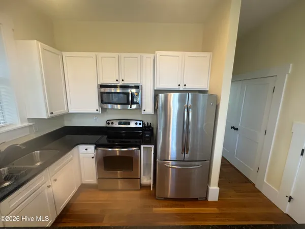 $2,300 | 819 Meadowsweet Lane, Leland, NC 28451