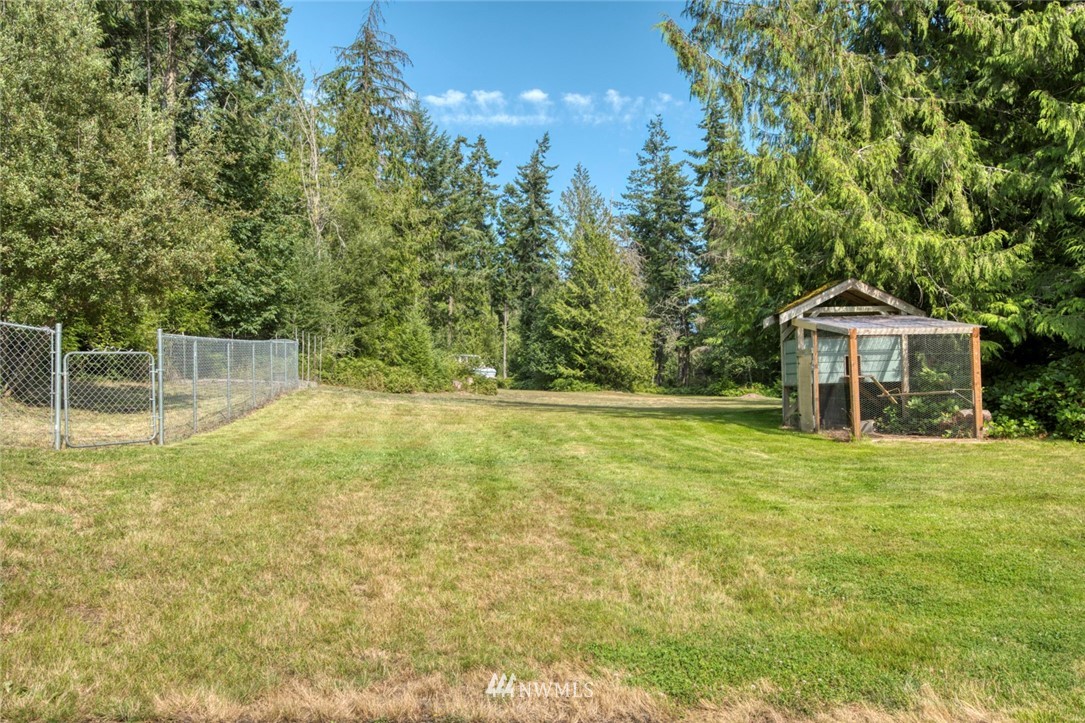 314 Walker Valley Road Port Angeles, WA 98362 - Photo 19 of 25 a front view of a house with a yard