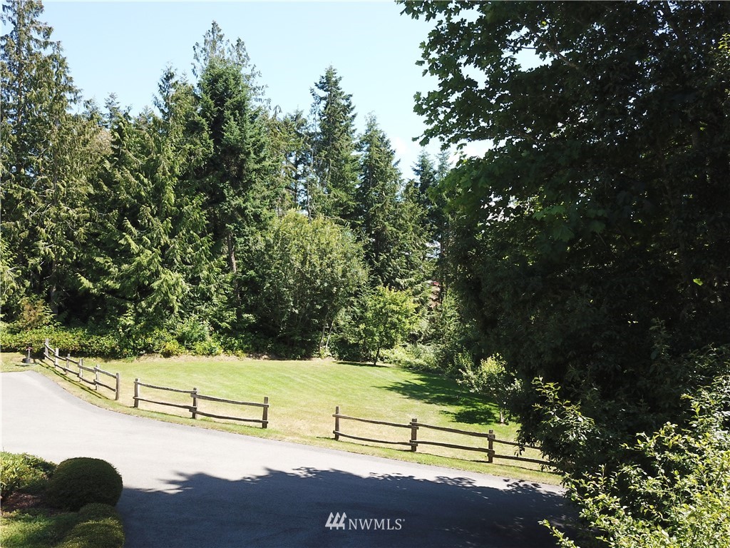 314 Walker Valley Road Port Angeles, WA 98362 - Photo 24 of 25 a view of a back yard