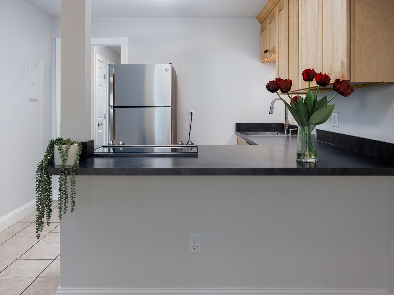 92 Quarry Hill Road, Unit 11 South Burlington, VT 05403 - Photo 9 of 23