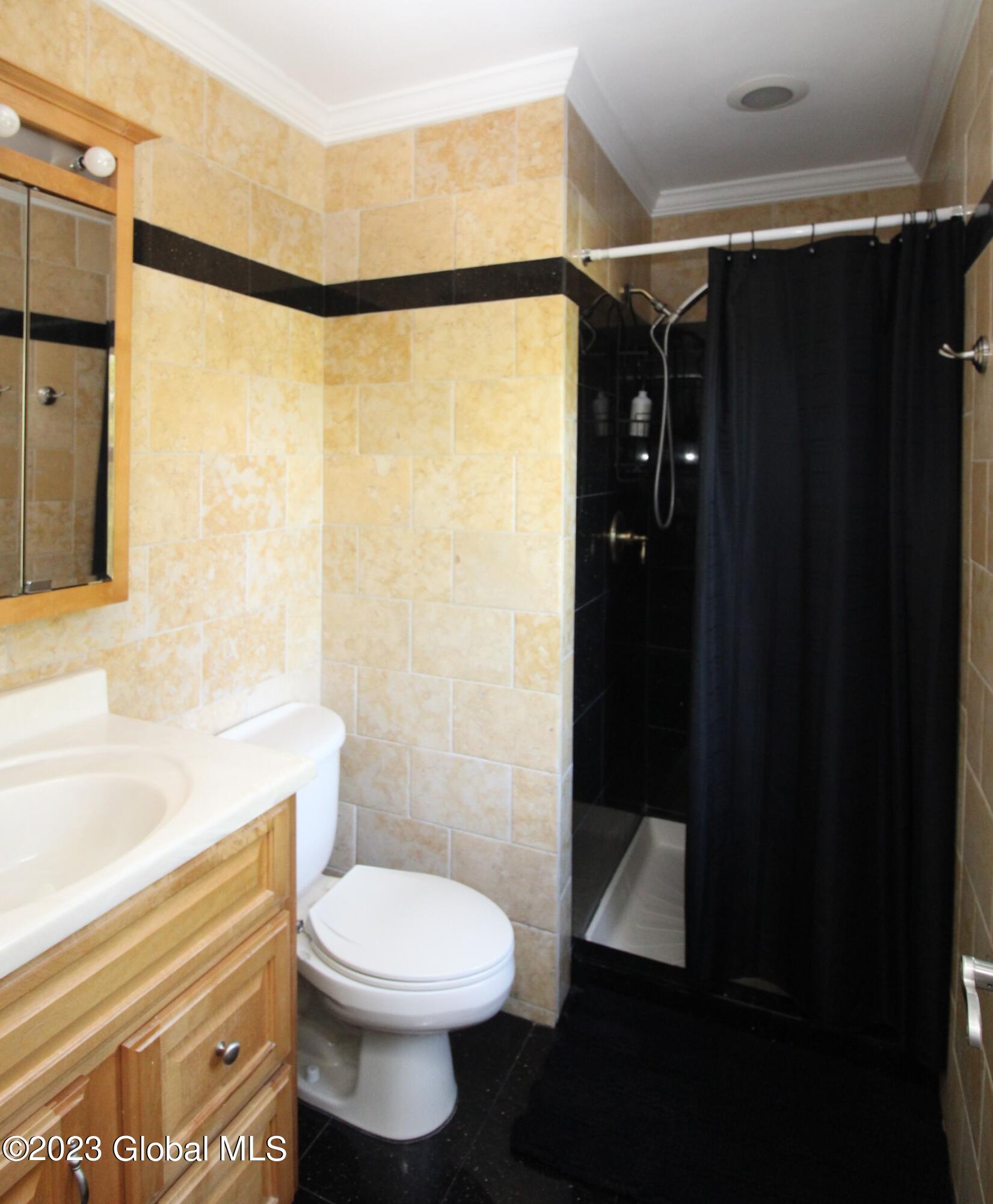 2725 Ridge Road Glenville, NY 12302 - Photo 35 of 73 bathm4