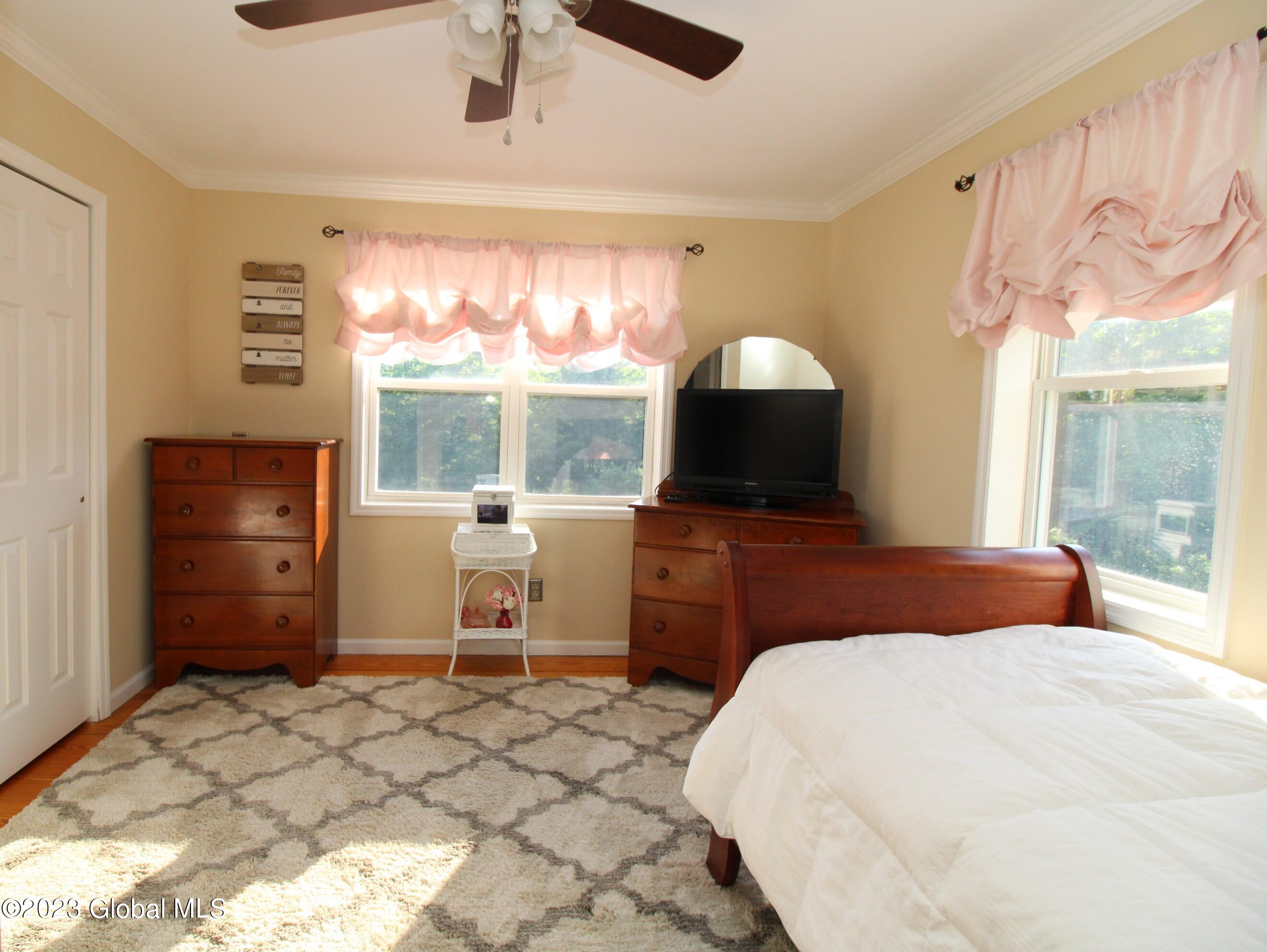 2725 Ridge Road Glenville, NY 12302 - Photo 41 of 73 br pink1