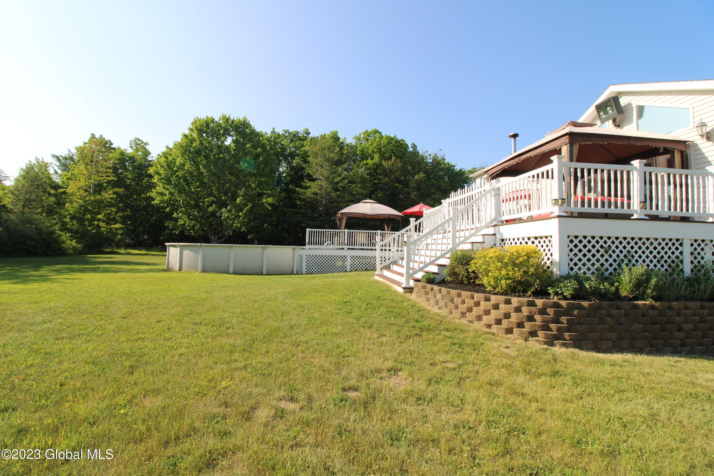 2725 Ridge Road Glenville, NY 12302 - Photo 58 of 73 house back