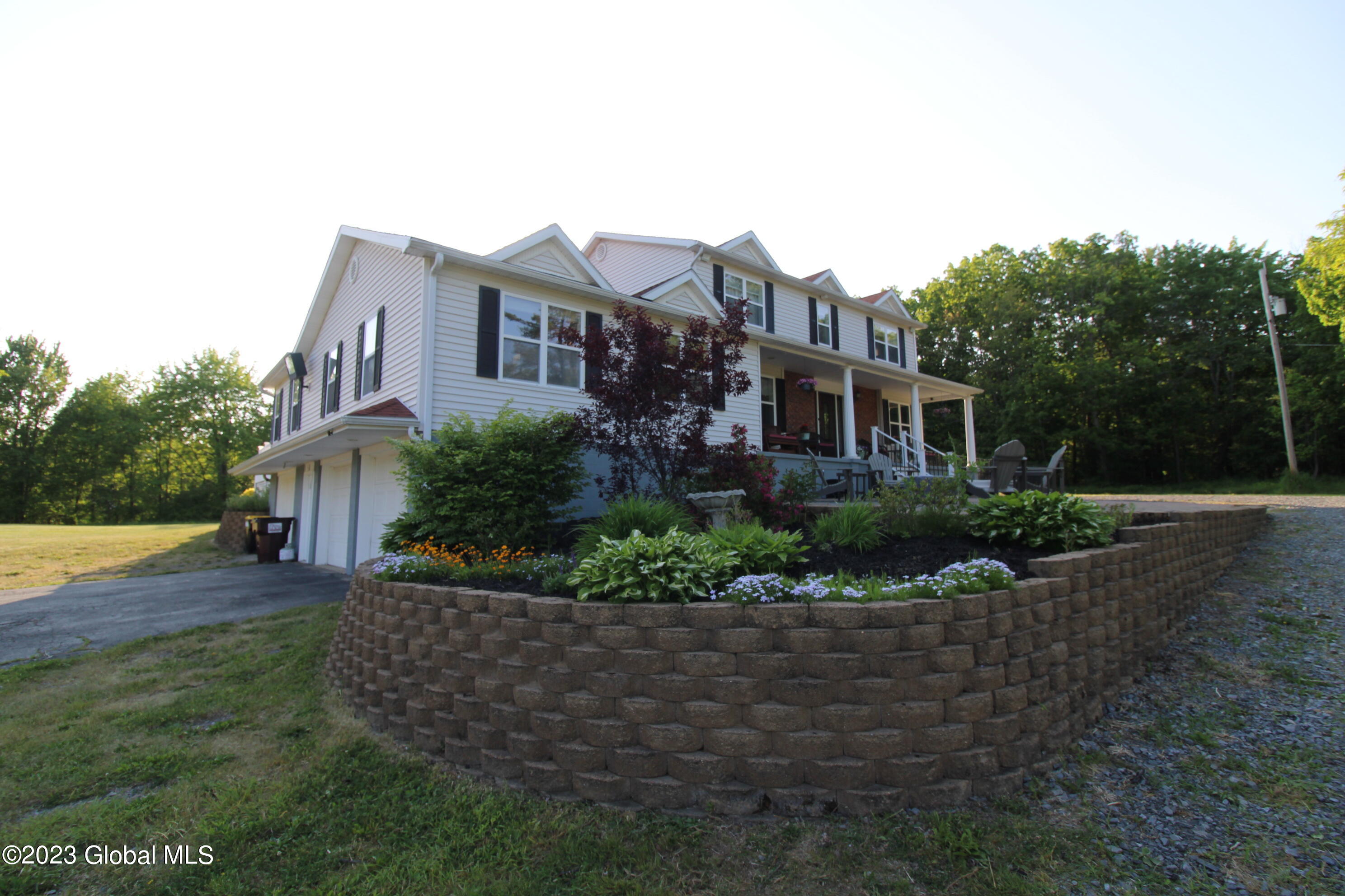 2725 Ridge Road Glenville, NY 12302 - Photo 7 of 73 front40