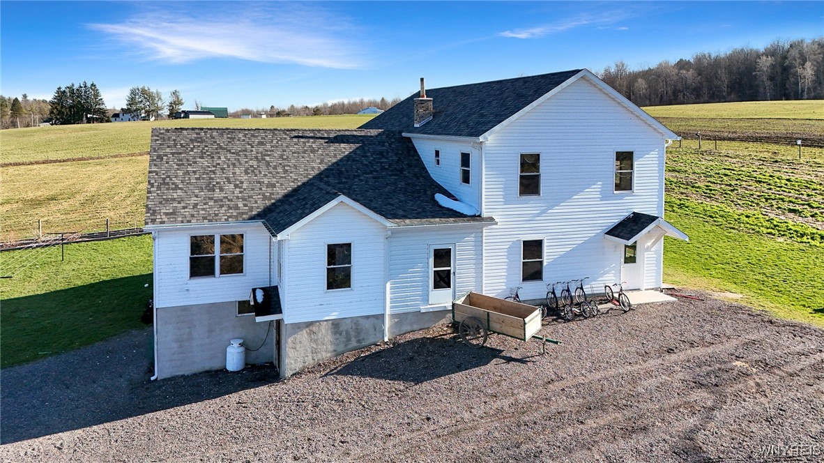 7396 Albro Road Pike, NY 14024 - Photo 4 of 42