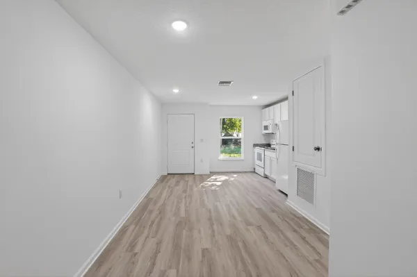 $2,000 | 1115 F Avenue, Unit A, Fort Pierce, FL 34950