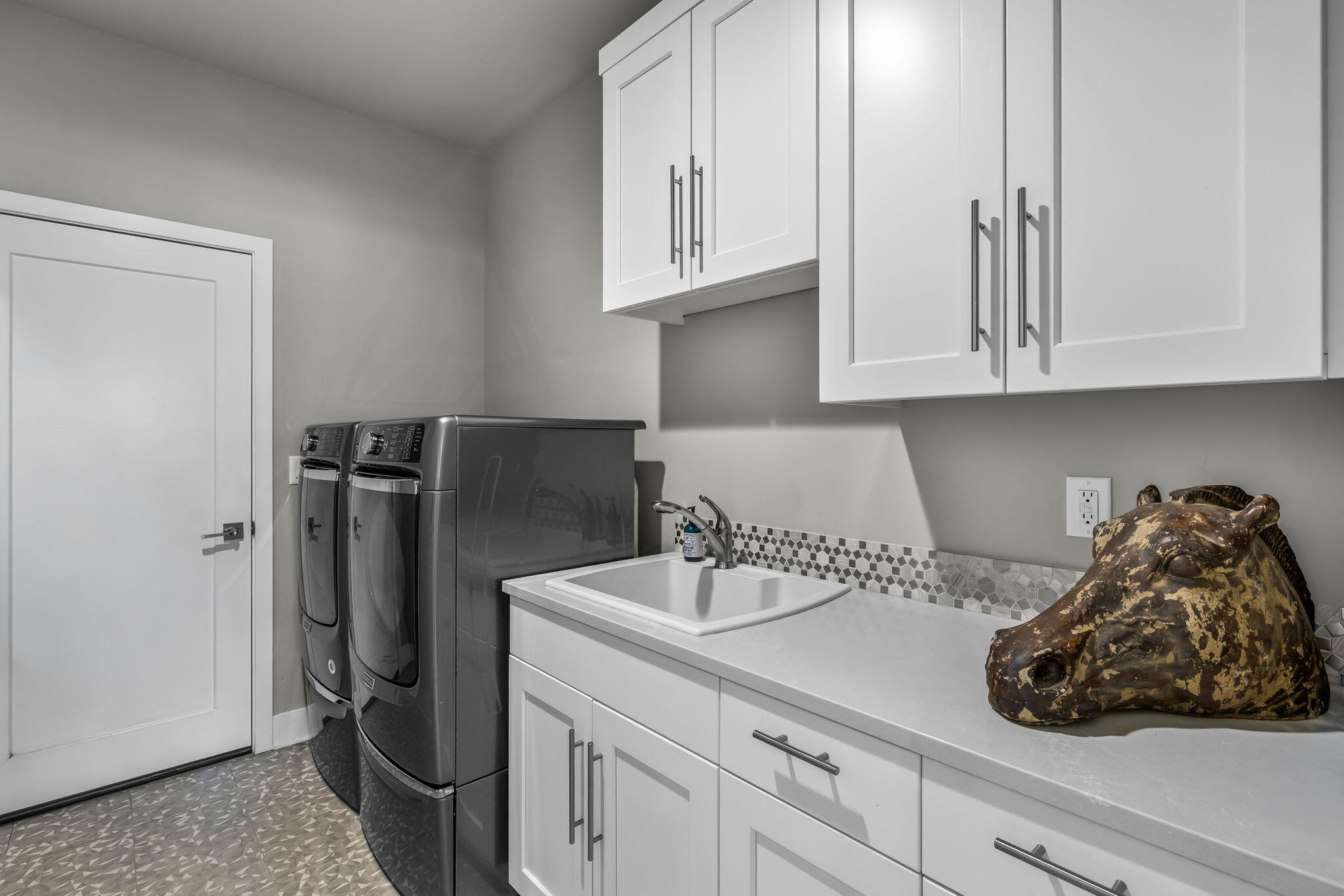 2565 Northwest Rippling River Court Bend, OR 97703 - Photo 25 of 52 laundry room