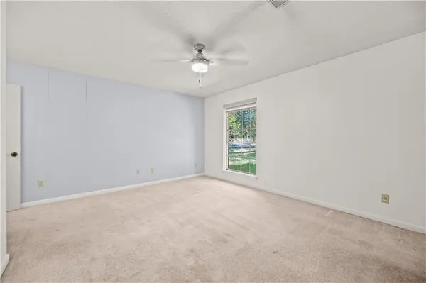 $279,900 | 8519 Fairway Drive, Pineville, LA 71360