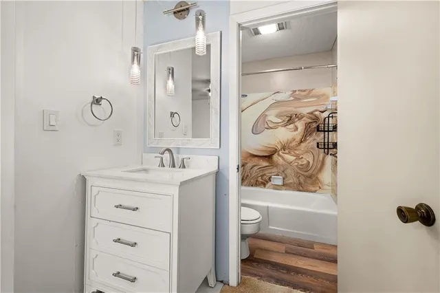 $259,900 | 8519 Fairway Drive, Pineville, LA 71360