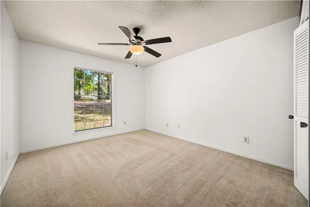 $259,900 | 8519 Fairway Drive, Pineville, LA 71360