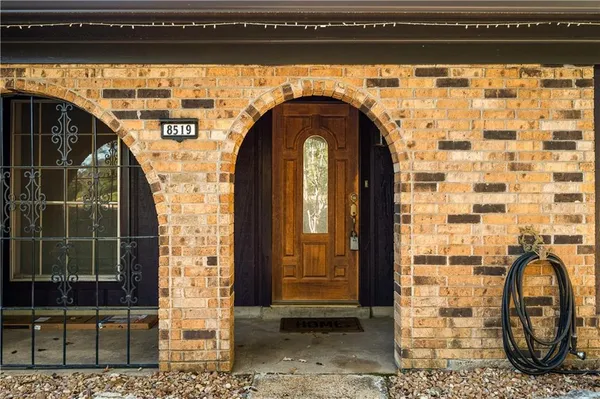 $279,900 | 8519 Fairway Drive, Pineville, LA 71360