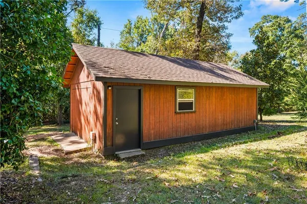 $279,900 | 8519 Fairway Drive, Pineville, LA 71360