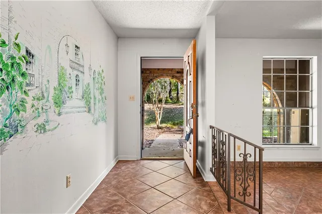 $259,900 | 8519 Fairway Drive, Pineville, LA 71360