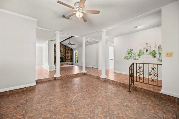 $279,900 | 8519 Fairway Drive, Pineville, LA 71360