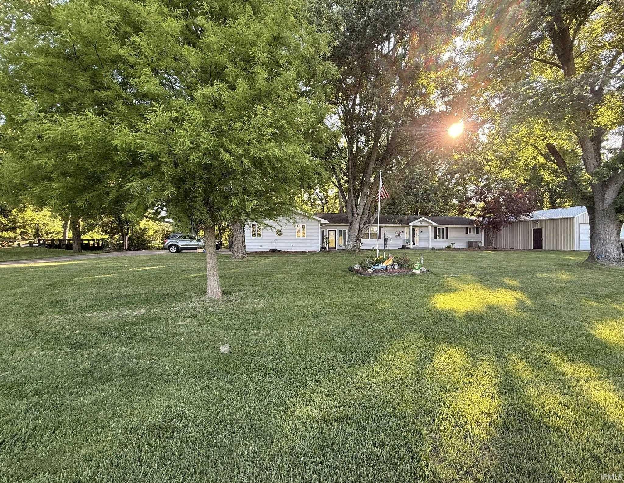 2433 North Church Road Vincennes, IN 47591 - Photo 2 of 29