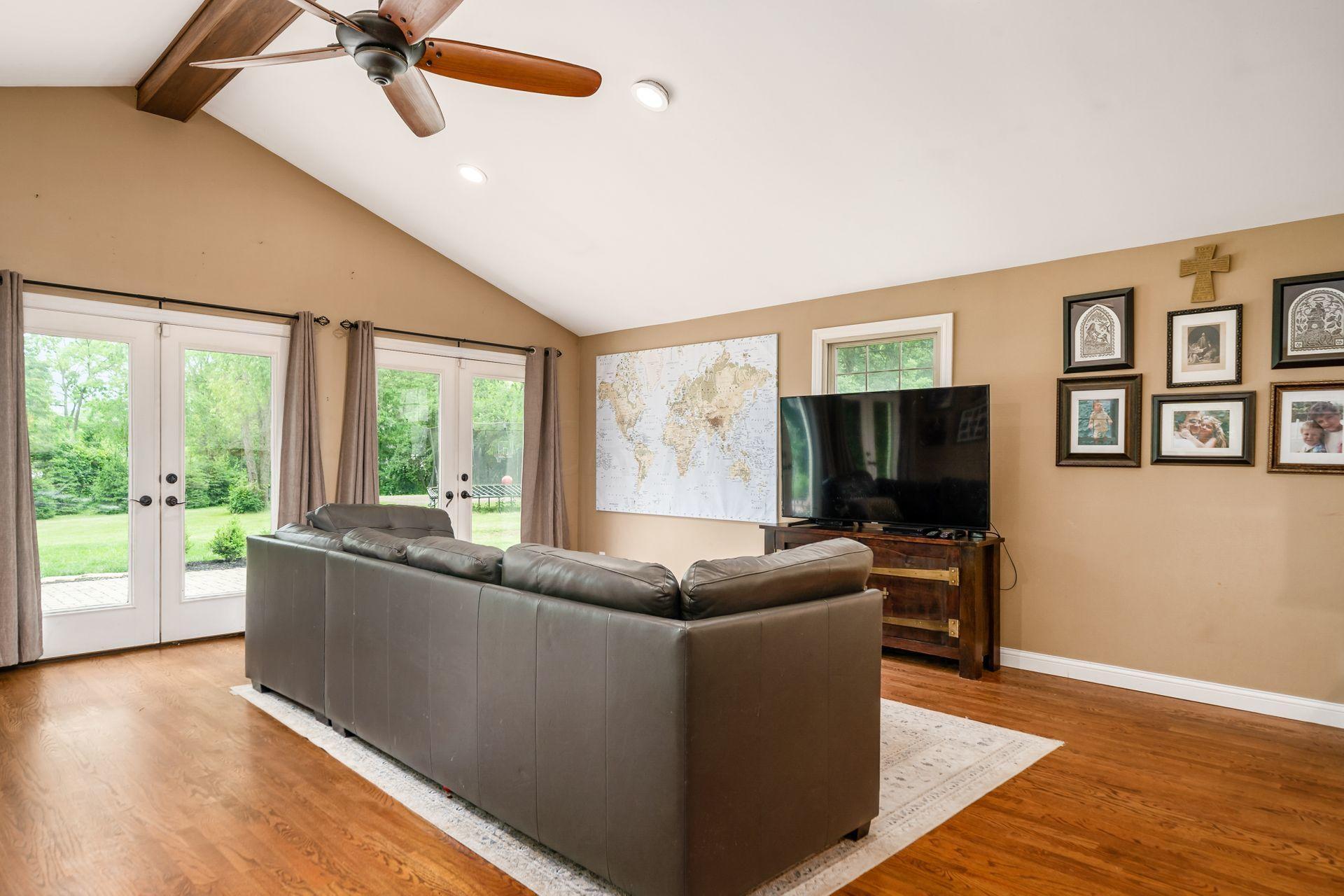 5330 Linworth Road Columbus, OH 43235 - Photo 17 of 57 Gallery Image 17