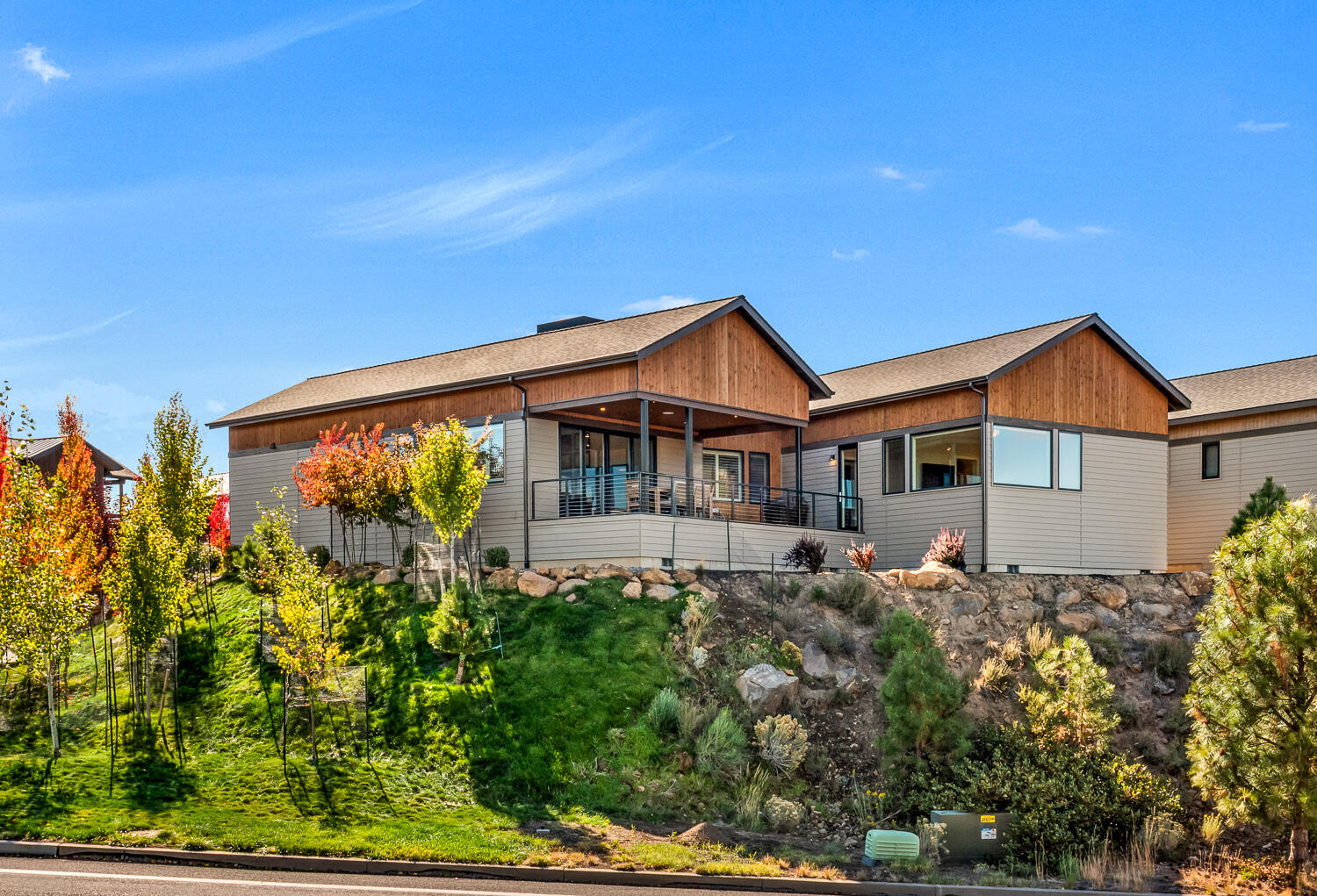 19211 Gateway Loop Bend, OR 97702 - Photo 31 of 31 OReilly_20251008_49_155065_b_Crop_72ppi