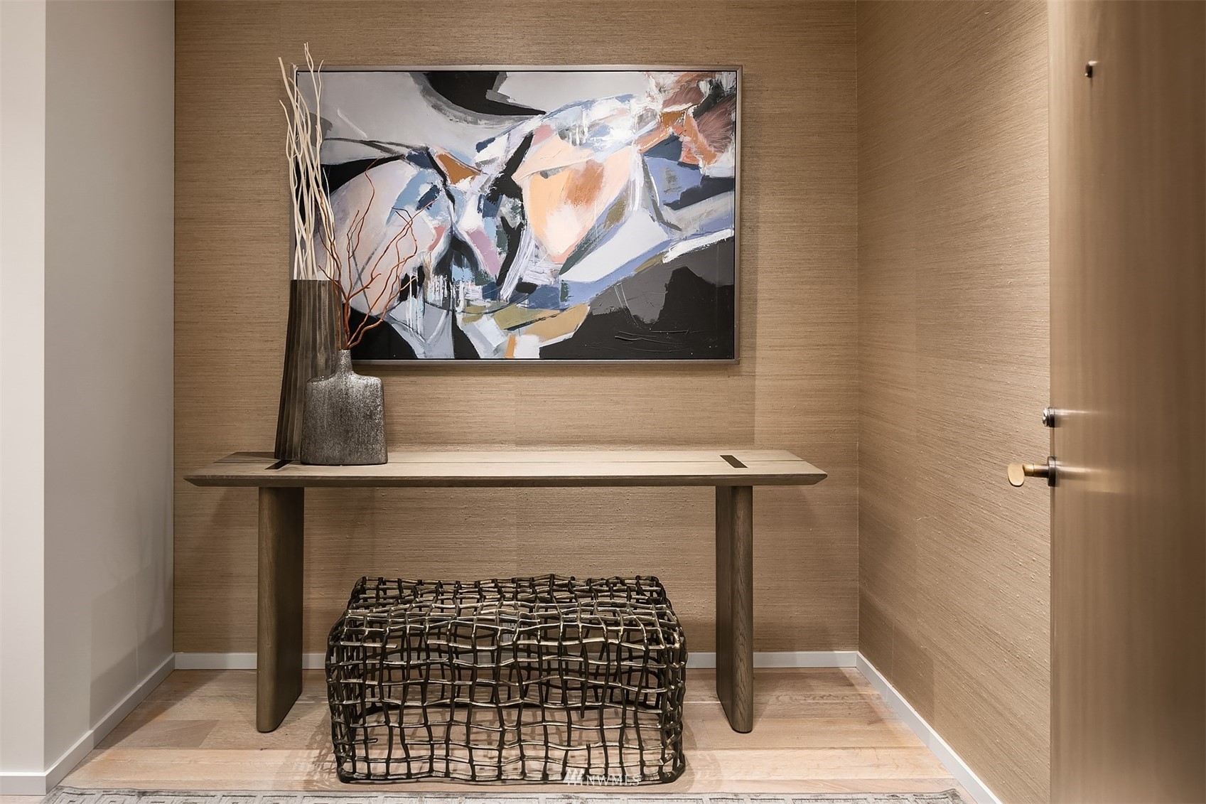 715 2nd Avenue, Unit 1702 Seattle, WA 98104 - Photo 24 of 26 a view of entryway