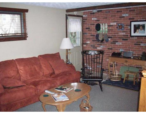 37 Marland Road Worcester, MA 01606 - Photo 8 of 14 Gallery Image 8