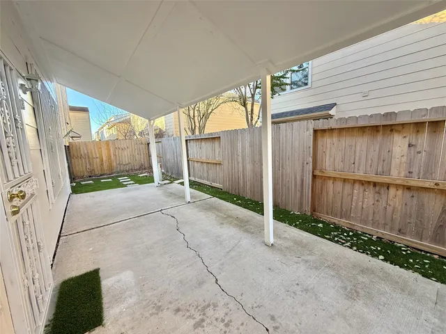 $2,299 | 13126 South Bellaire Estates Drive, Houston, TX 77072