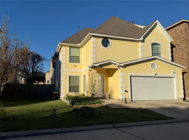 $2,299 | 13126 South Bellaire Estates Drive, Houston, TX 77072